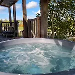Lodge Shanti Insolites Et Espace Bien-etre Bordeaux Berson