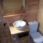 Shanti Insolites Et Espace Bien-etre Bordeaux Lodge *