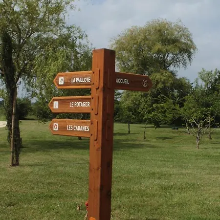 Shanti Insolites Et Espace Bien-etre Bordeaux بيت خشبي