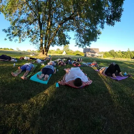 Shanti Insolites Et Espace Bien-etre Bordeaux بيت خشبي