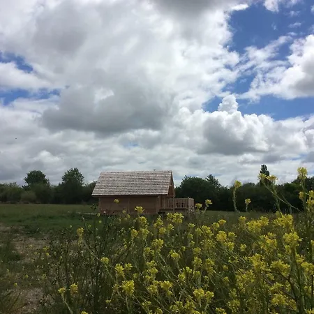 Shanti Insolites Et Espace Bien-etre Bordeaux بيت خشبي Berson