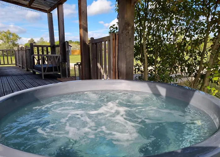 Lodge Shanti Insolites Et Espace Bien-etre Bordeaux Berson