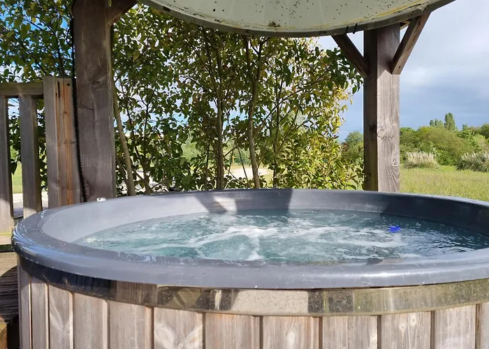 Shanti Insolites Et Espace Bien-etre Bordeaux *